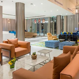 Radisson Blu Hotel, Corniche Hotel